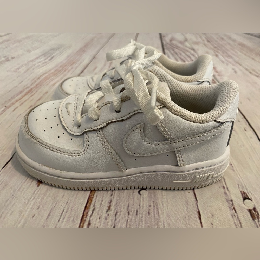 Nike AF1 Air Force 1 White Tennis Shoes Sneakers Toddlers 8